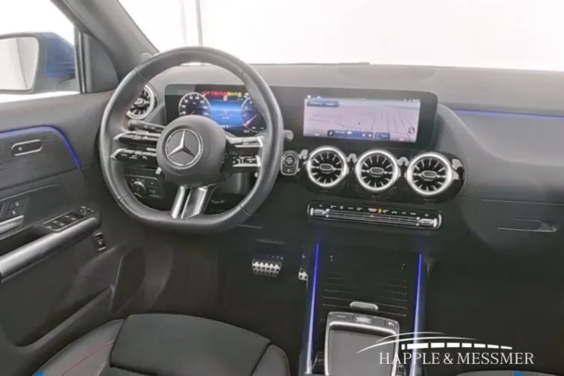 Mercedes-Benz GLA 200 din 2023 cu 41.740 km - oferta MER152442 - foto 5