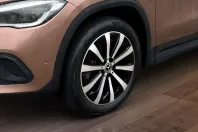 Mercedes-Benz GLA 250 din 2022 cu 27.650 km - oferta MER152443 - foto 3