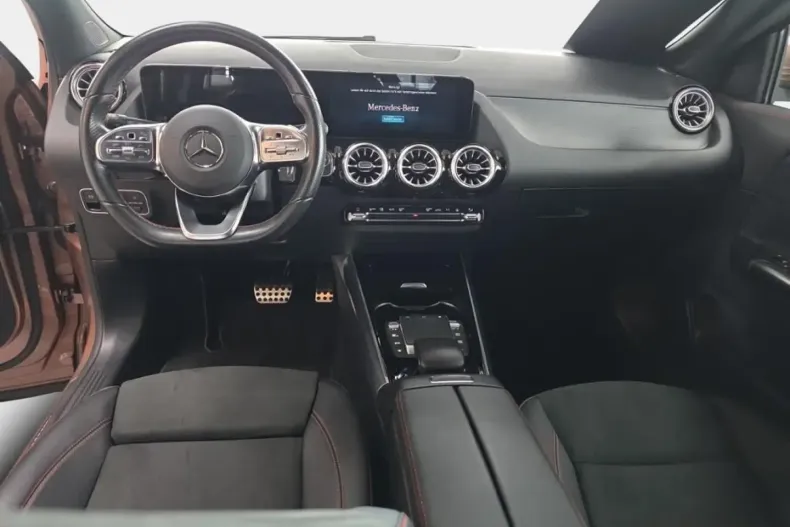 Mercedes-Benz GLA 250 din 2022 cu 34.580 km - oferta MER152445 - foto 12