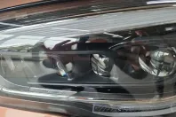 Mercedes-Benz GLA 250 din 2022 cu 34.580 km - oferta MER152445 - foto 18