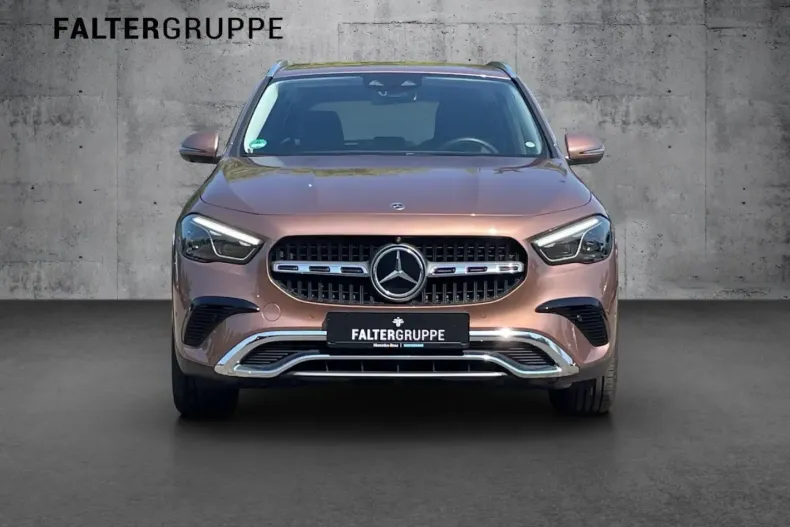 Mercedes-Benz GLA 220 din 2023 cu 34.990 km - oferta MER152447 - foto 3