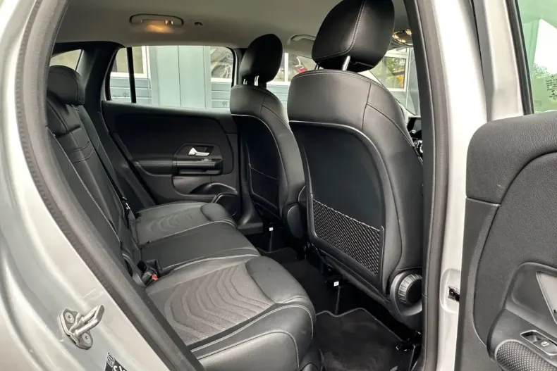 Mercedes-Benz GLA 220 din 2021 cu 99.000 km - oferta MER152448 - foto 14