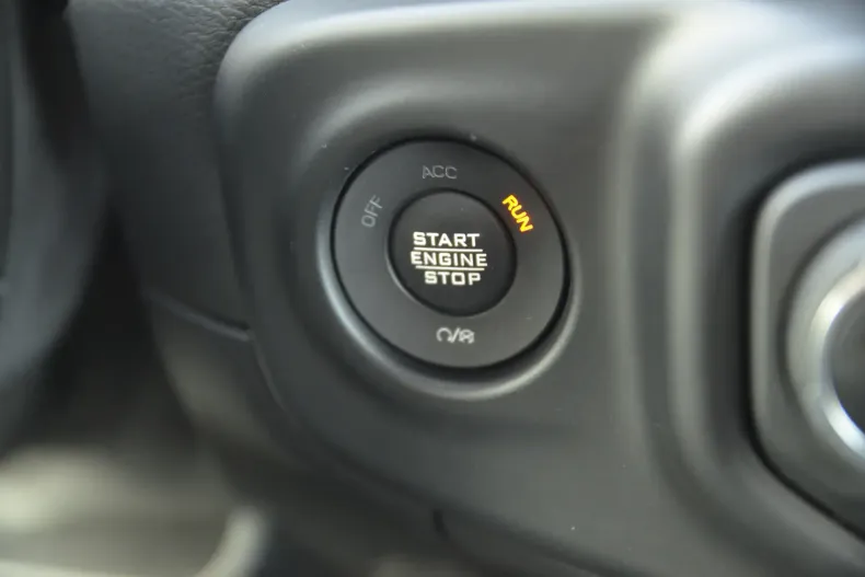 Jeep Wrangler din 2021 cu 123.238 km - oferta JEE152449 - foto 34