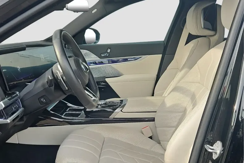 BMW 740 din 2024 cu 42.000 km - oferta BMW152450 - foto 9