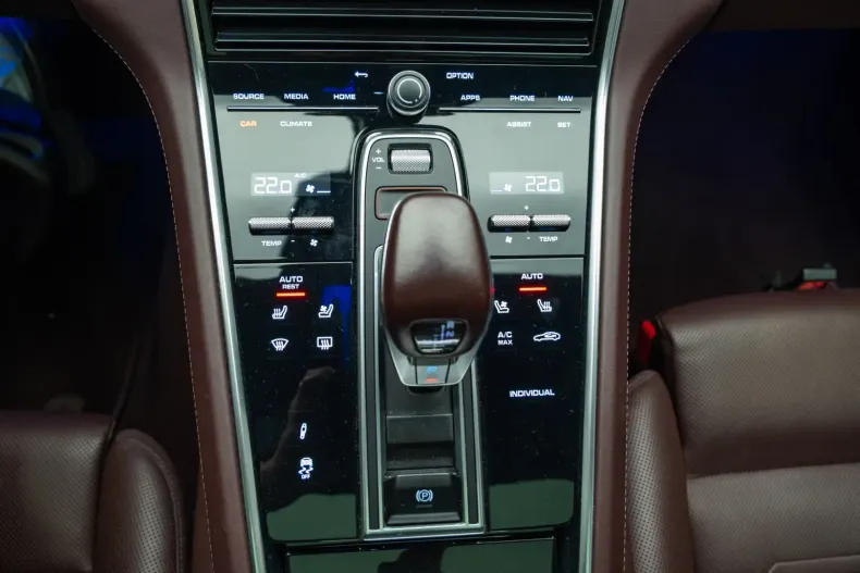 Porsche Panamera din 2022 cu 50.000 km - oferta POR152451 - foto 25