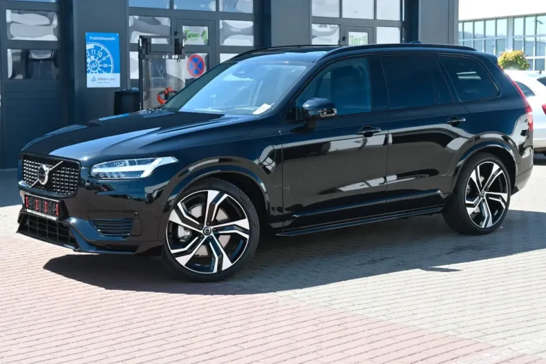 Volvo XC90 din 2024 cu 5.500 km - oferta VOL152456 - foto 1