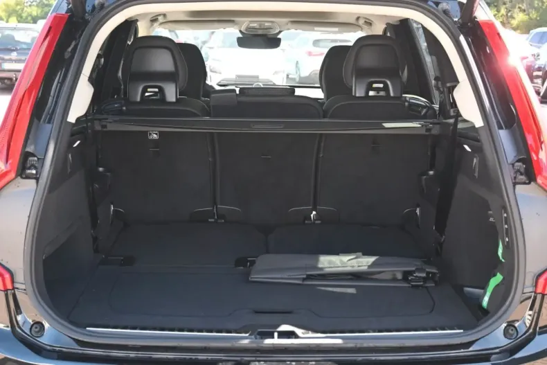 Volvo XC90 din 2024 cu 5.500 km - oferta VOL152456 - foto 6