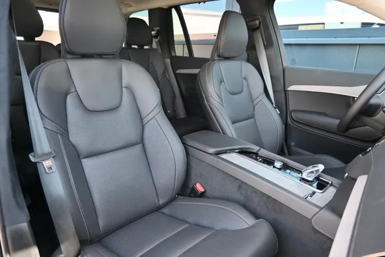 Volvo XC90 din 2024 cu 5.500 km - oferta VOL152456 - foto 14