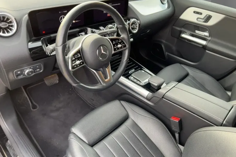 Mercedes-Benz GLA 250 din 2022 cu 121.900 km - oferta MER152458 - foto 6