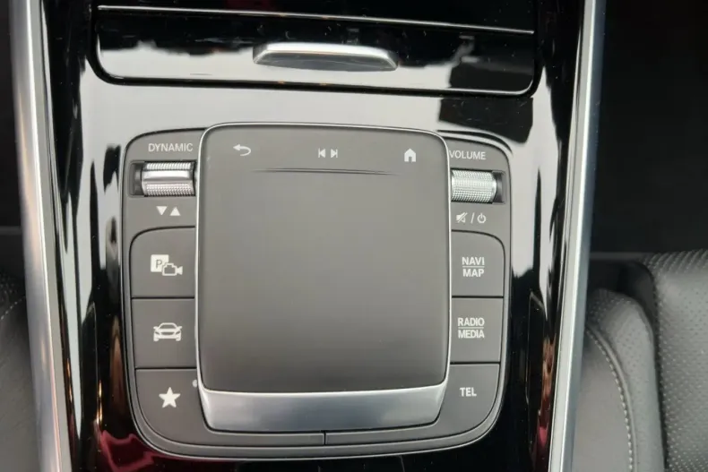 Mercedes-Benz GLA 250 din 2022 cu 121.900 km - oferta MER152458 - foto 12