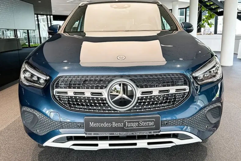 Mercedes-Benz GLA 250 din 2021 cu 87.850 km - oferta MER152461 - foto 3