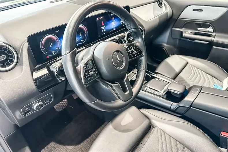 Mercedes-Benz GLA 250 din 2021 cu 87.850 km - oferta MER152461 - foto 9