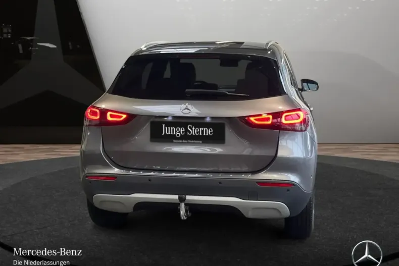 Mercedes-Benz GLA 200 din 2022 cu 92.198 km - oferta MER152464 - foto 5