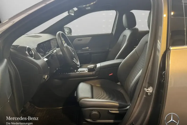 Mercedes-Benz GLA 200 din 2022 cu 92.198 km - oferta MER152464 - foto 7