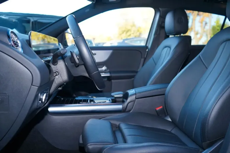 Mercedes-Benz GLA 250 din 2021 cu 107.720 km - oferta MER152465 - foto 7