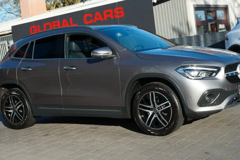 Mercedes-Benz GLA 250 din 2021 cu 107.720 km - oferta MER152465 - foto 11