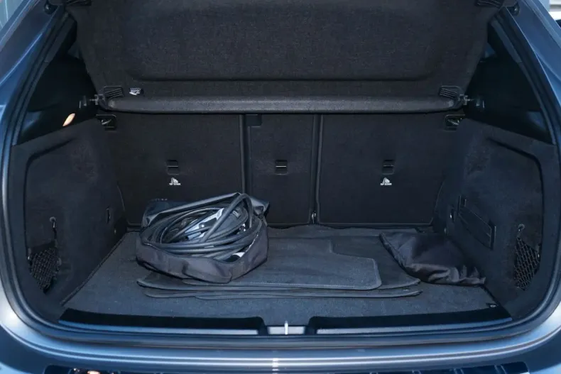 Mercedes-Benz GLA 250 din 2021 cu 107.720 km - oferta MER152465 - foto 37