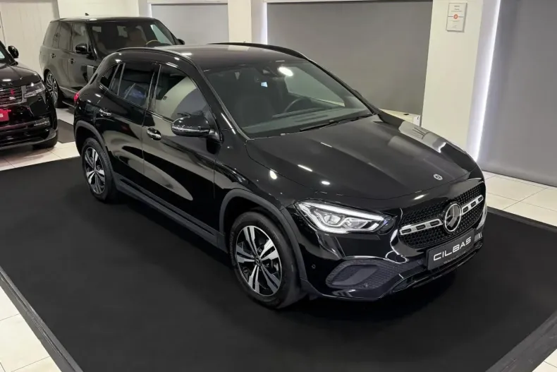 Mercedes-Benz GLA 250 din 2022 cu 109.190 km - oferta MER152468 - foto 4