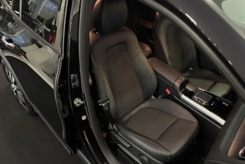 Mercedes-Benz GLA 250 din 2022 cu 109.190 km - oferta MER152468 - foto 21