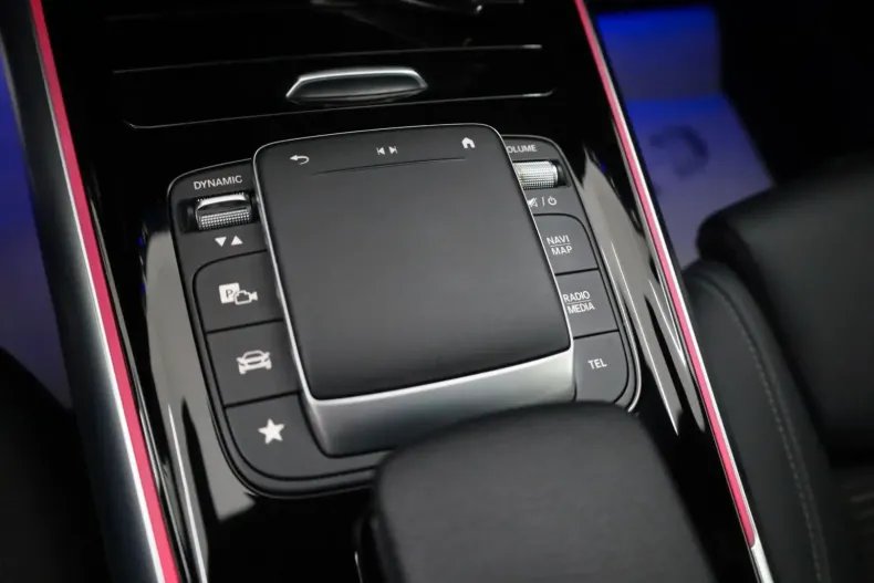 Mercedes-Benz GLA 200 din 2021 cu 85.580 km - oferta MER152469 - foto 15