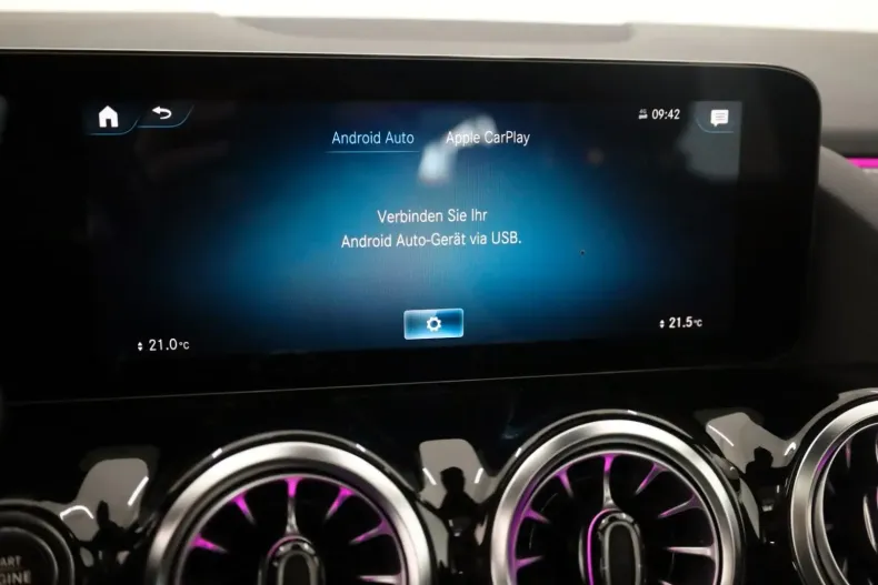 Mercedes-Benz GLA 200 din 2021 cu 85.580 km - oferta MER152469 - foto 20