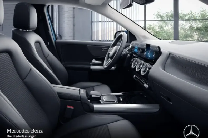 Mercedes-Benz GLA 200 din 2022 cu 106.433 km - oferta MER152475 - foto 12