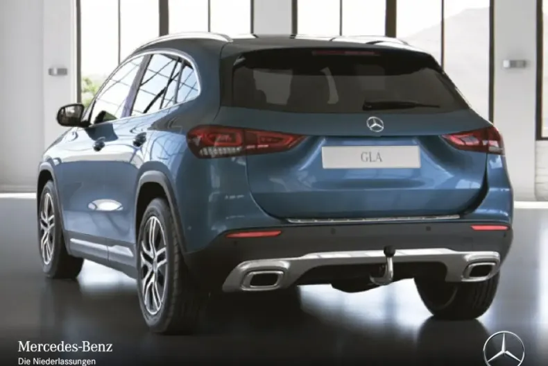 Mercedes-Benz GLA 200 din 2022 cu 106.433 km - oferta MER152475 - foto 18