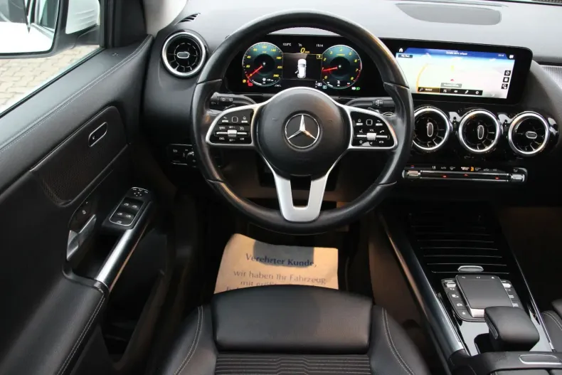Mercedes-Benz GLA 200 din 2020 cu 79.800 km - oferta MER152477 - foto 15