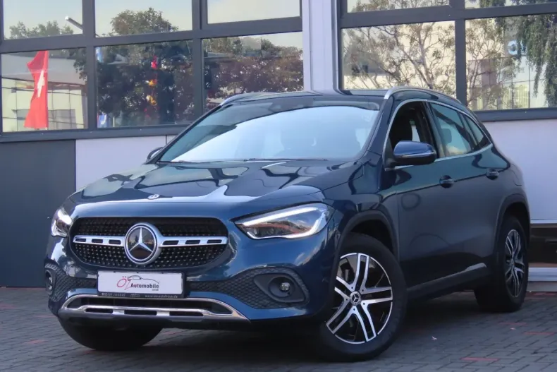 Mercedes-Benz GLA 200 din 2021 cu 79.526 km - oferta MER152478 - foto 1