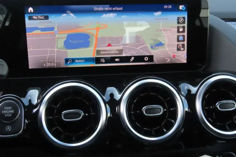 Mercedes-Benz GLA 200 din 2021 cu 79.526 km - oferta MER152478 - foto 18