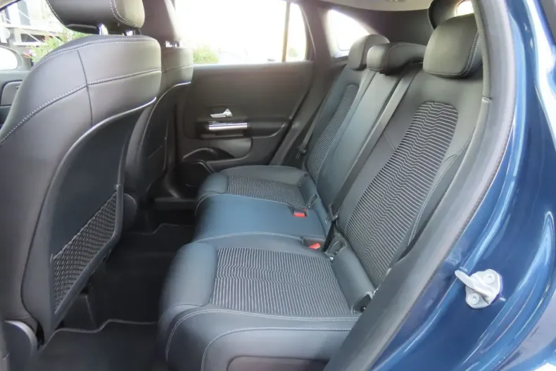 Mercedes-Benz GLA 200 din 2021 cu 79.526 km - oferta MER152478 - foto 19