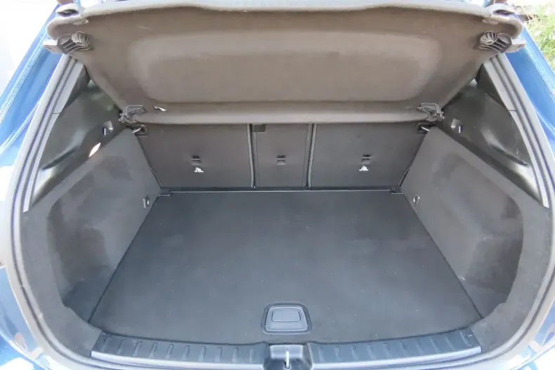 Mercedes-Benz GLA 200 din 2021 cu 79.526 km - oferta MER152478 - foto 20