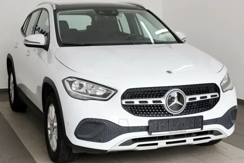 Mercedes-Benz GLA 200 din 2021 cu 92.860 km - oferta MER152479 - foto 1