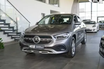 Mercedes-Benz GLA 200 din 2021 - oferta MER152481