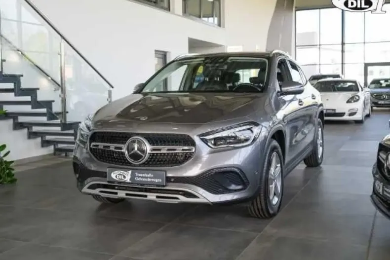 Mercedes-Benz GLA 200 din 2021 cu 114.000 km - oferta MER152481 - foto 1