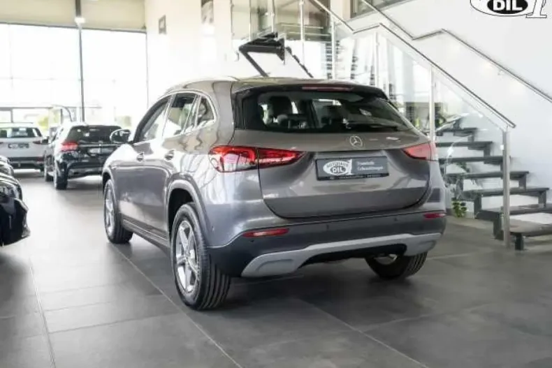 Mercedes-Benz GLA 200 din 2021 cu 114.000 km - oferta MER152481 - foto 2