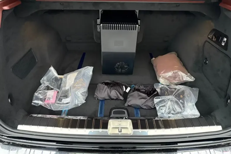 Mercedes-Benz GLS 600 din 2025 cu 19 km - oferta MER152483 - foto 5