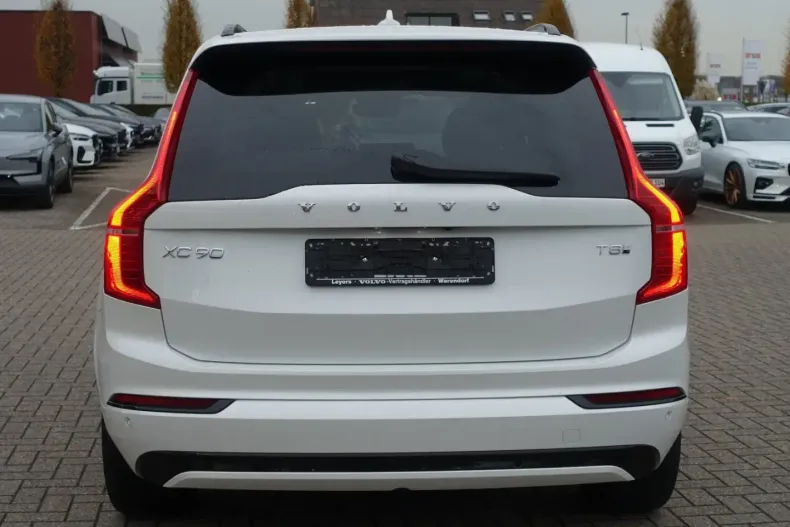 Volvo XC90 din 2024 cu 8.912 km - oferta VOL152485 - foto 5
