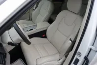 Volvo XC90 din 2024 cu 8.912 km - oferta VOL152485 - foto 11