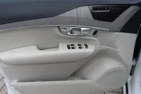 Volvo XC90 din 2024 cu 8.912 km - oferta VOL152485 - foto 22