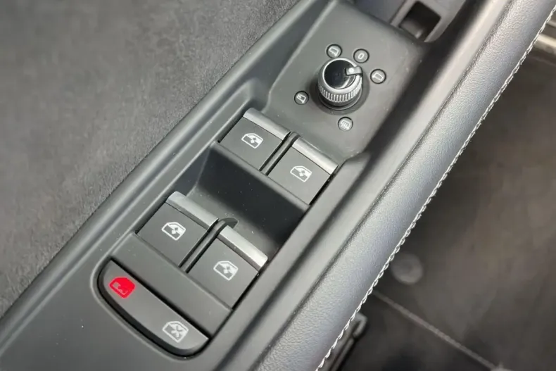 Audi A5 din 2022 cu 99.280 km - oferta AUD152495 - foto 37