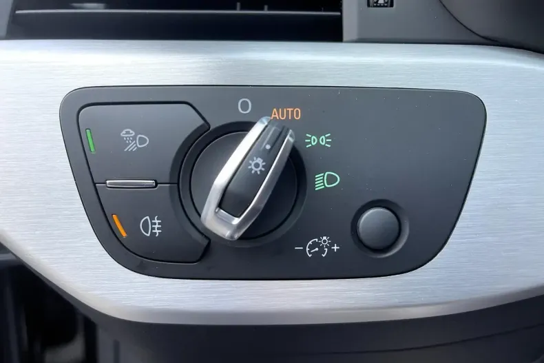 Audi A5 din 2022 cu 99.280 km - oferta AUD152495 - foto 38