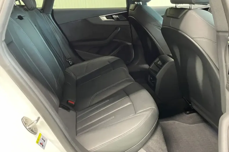 Audi A5 din 2022 cu 60.645 km - oferta AUD152498 - foto 22