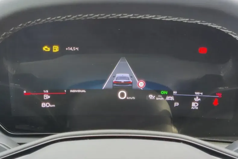 Audi A5 din 2025 cu 4.981 km - oferta AUD152501 - foto 9