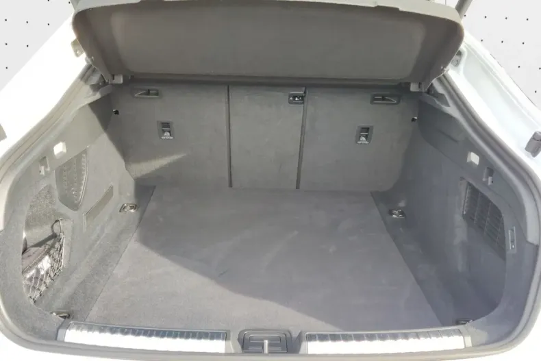 Audi A5 din 2025 cu 4.981 km - oferta AUD152501 - foto 11