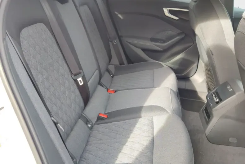 Audi A5 din 2025 cu 4.981 km - oferta AUD152501 - foto 16