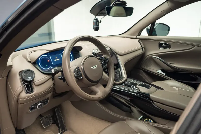 Aston Martin DBX din 2023 cu 26.550 km - oferta AST152504 - foto 18