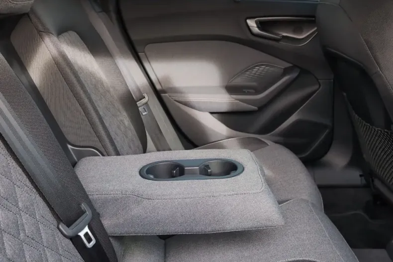 Audi A5 din 2024 cu 8.885 km - oferta AUD152508 - foto 18