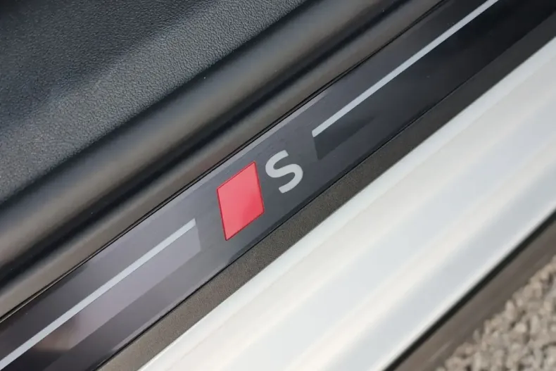 Audi A5 din 2024 cu 8.885 km - oferta AUD152508 - foto 19