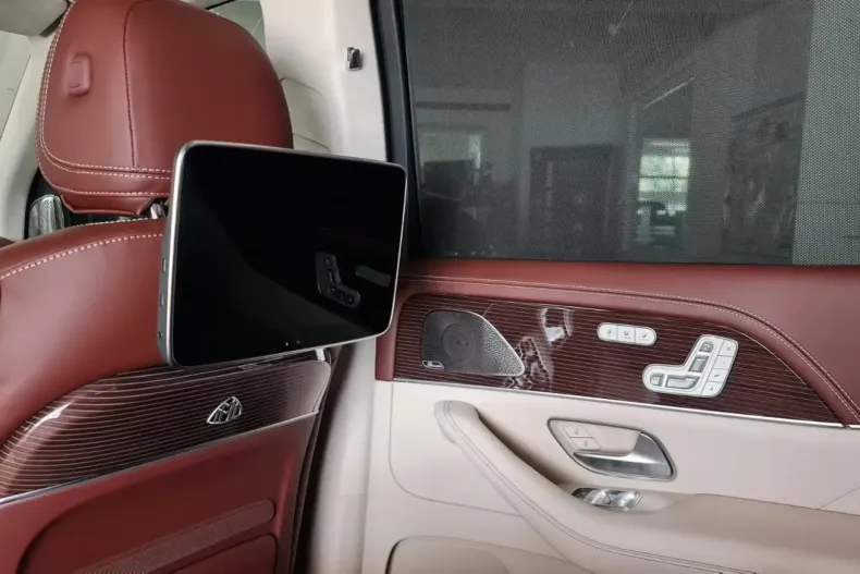 Mercedes-Benz GLS 600 din 2025 cu 25 km - oferta MER152509 - foto 15